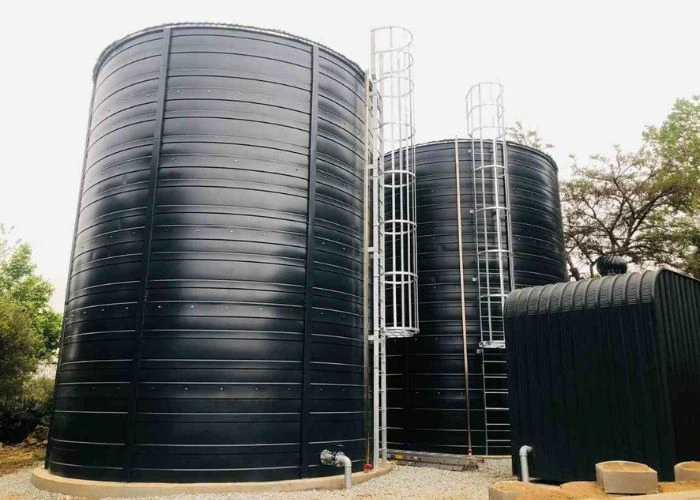 Water storage tanks with access ladders